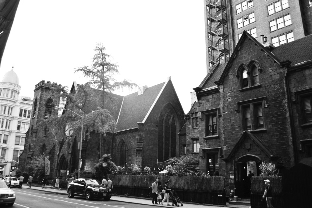 A New Congregation, Maison Estelle Takes the Old Limelight